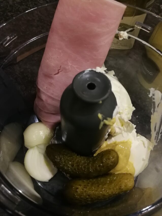 Schinkenaufstrich, lecker zu jedem Abendessen oder Brunch